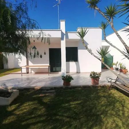 Apulian House Garden ヴィラ *