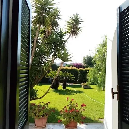 ヴィラ Apulian House Garden